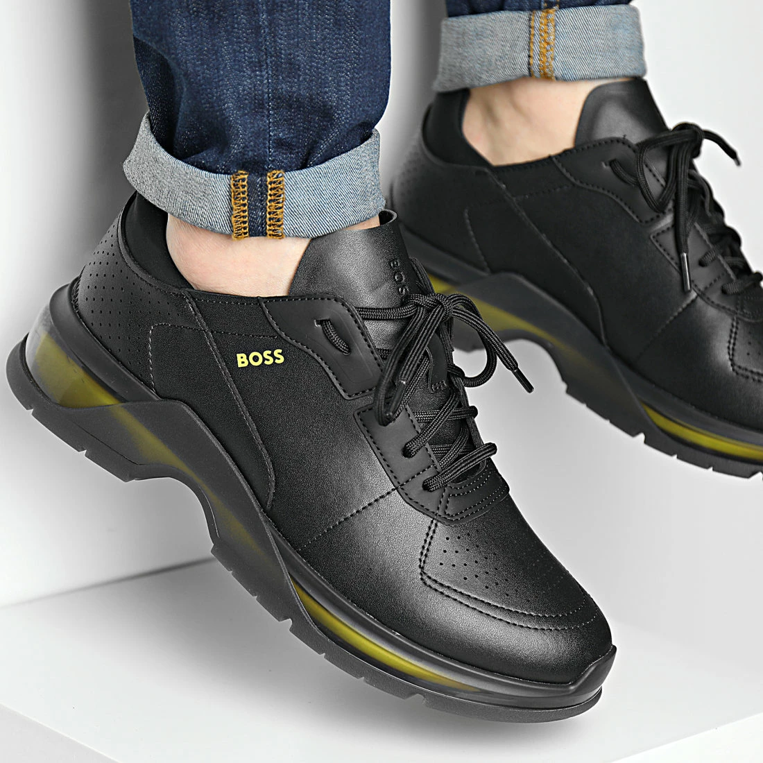 Grosses soldes ✔️ Baskets Netroit Runner 50470868 Black de BOSS ✨