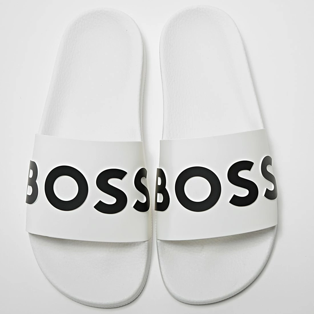 Sortie 🤩 Claquettes Bay Slide 50471271 White de BOSS 🤩 – Image 4
