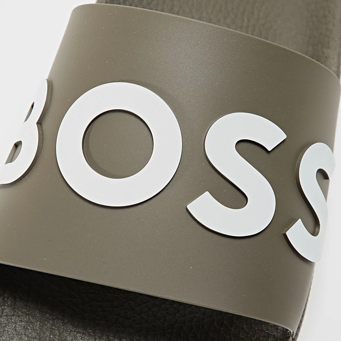 Grosses soldes ✔️ Claquettes Bay Slide 50471271 Dark Green de BOSS 🛒 – Image 2