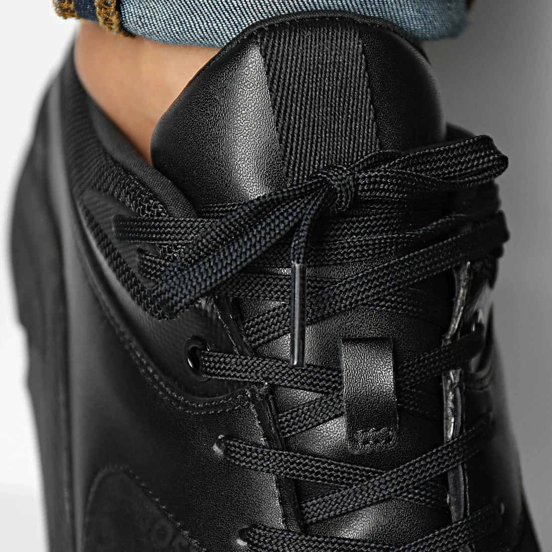 Le moins cher 🛒 Baskets Parkour Runner 50475450 Black de BOSS 🔔 – Image 3