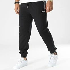 Les meilleures critiques de 👏 Pantalon Jogging 50480536 Noir de BOSS 😀