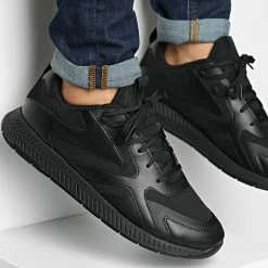 Sortie ⭐ Baskets Titanium Runner 50480904 Black de BOSS ❤️