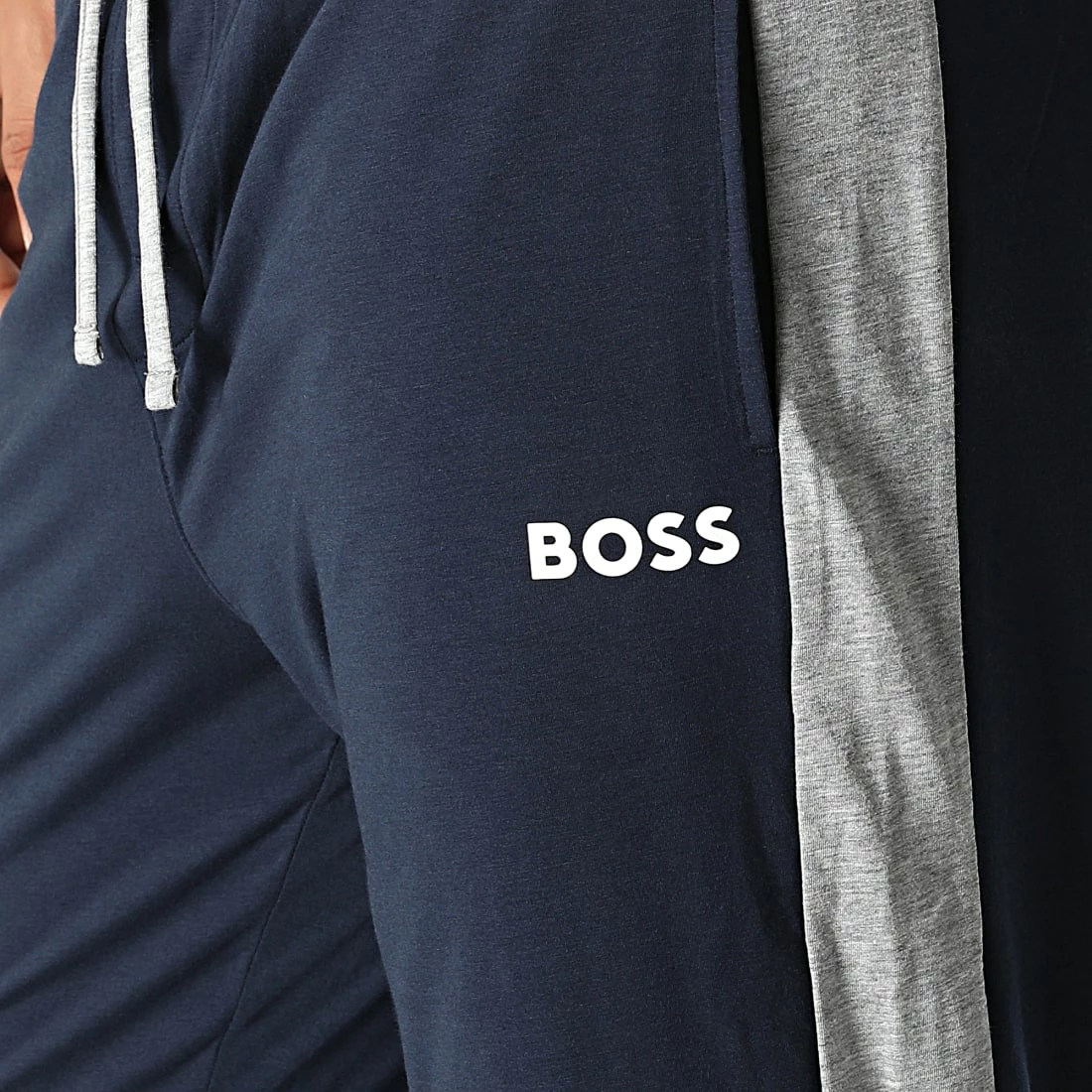 Offres 🎉 Pantalon Jogging A Bandes Balance 50485719 Bleu Marine de BOSS ⌛ – Image 2