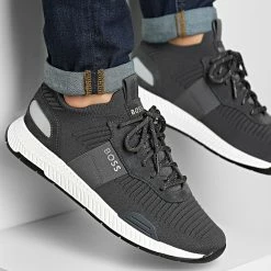 Top 10 😀 Baskets Titanium Runner 50470596 Dark Grey de BOSS 🛒